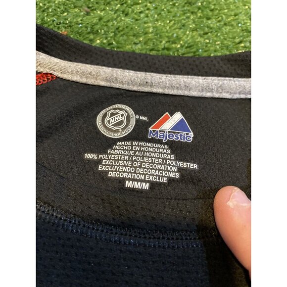 Carolina Hurricanes shirt mens medium black red Majestic Y2K short sleeve 29 - Picture 4 of 12